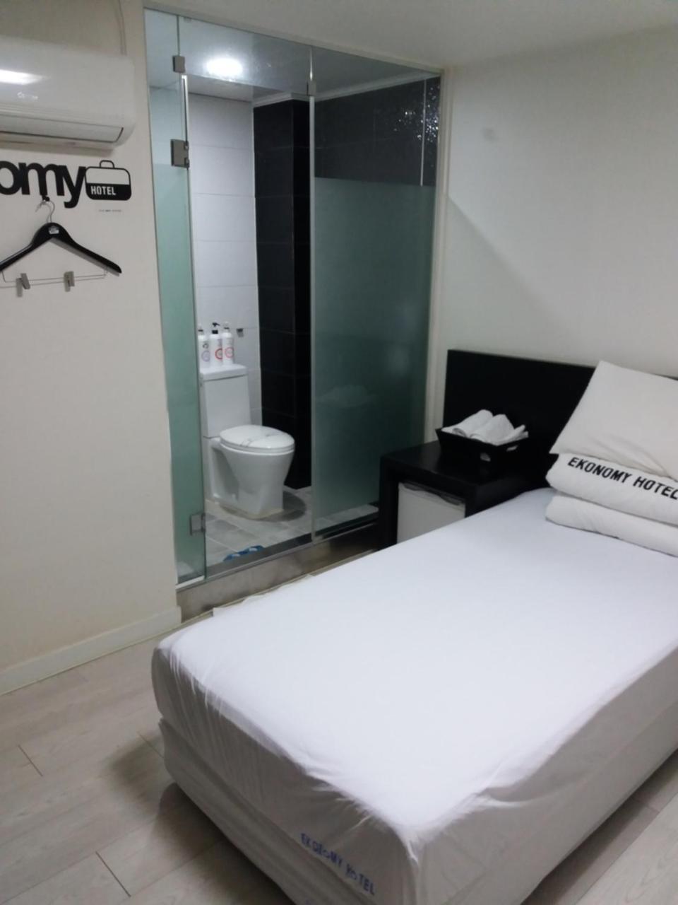 Ekonomy酒店南浦店 釜山 外观 照片